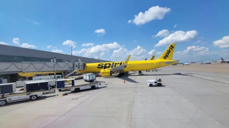 Spirit Airlines Preparing to Shut Down After Failing to Secure $500M Bailout