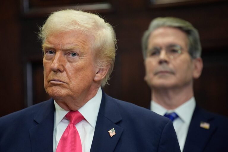 US spends $88 billion a month in interest on national debt, equal to spend on defense and education