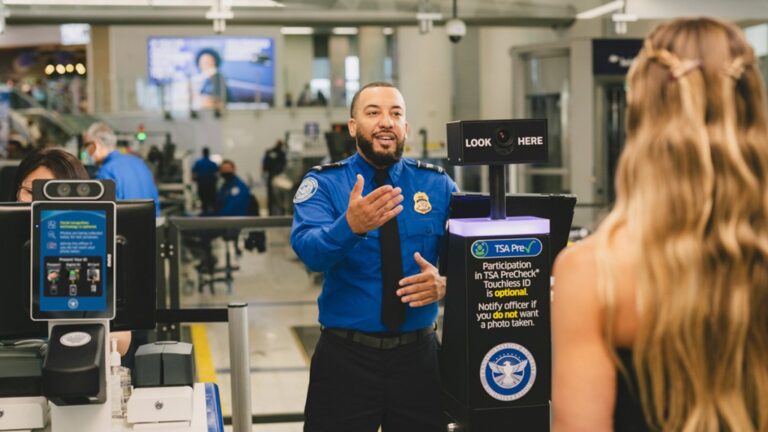 All American Airlines Hubs Now Offer TSA PreCheck Touchless ID