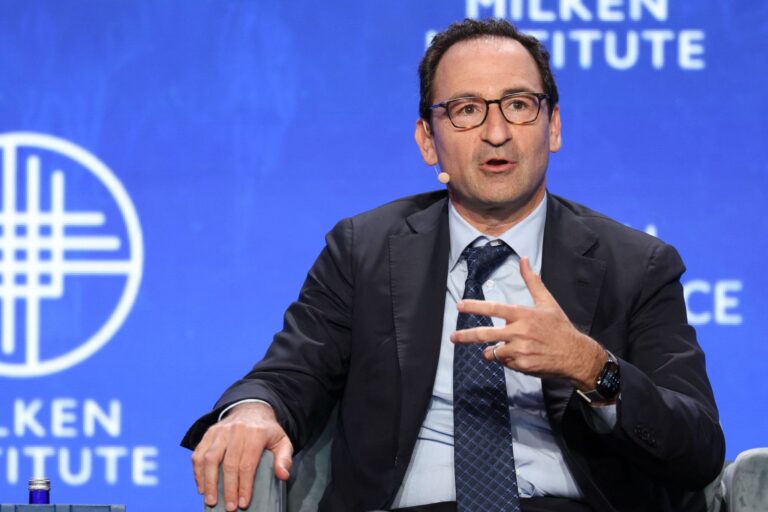 Blackstone COO Jon Gray predicts ‘huge boom’ in blue-collar jobs—his own data center company is hiring 30,000 new roles
