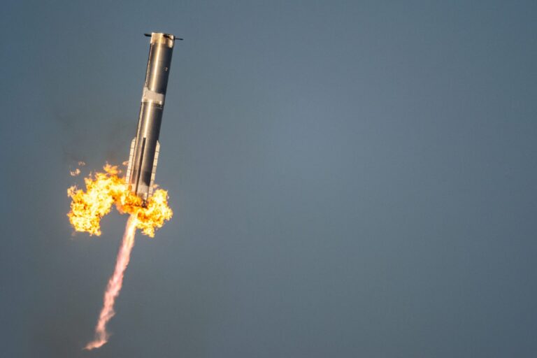 As SpaceX goes public, a $100 billion shadow market faces a reckoning