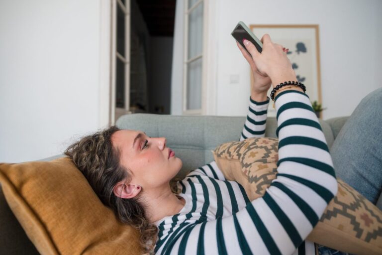 Gen Z interviewer slams her generation’s ‘attitude’ after candidate dialled in from their phone