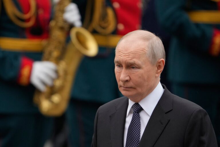 Record 60% of Russians say their economy is getting worse as war costs mount