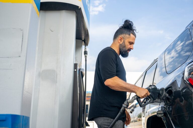 Fed survey: Companies are absorbing higher oil costs, but fears of inflation continue to rise