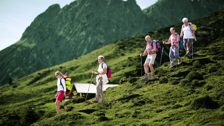 5 Small Business Ideas for Retirees Who Don’t Want to Sit Still