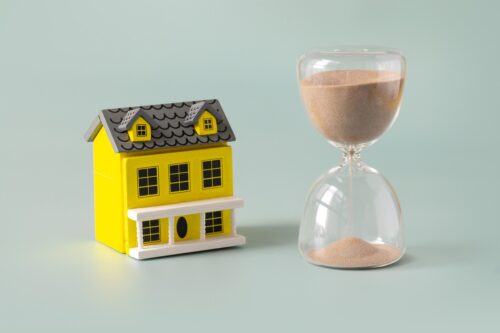Buy now or wait? Canadians see no easy answer in housing market