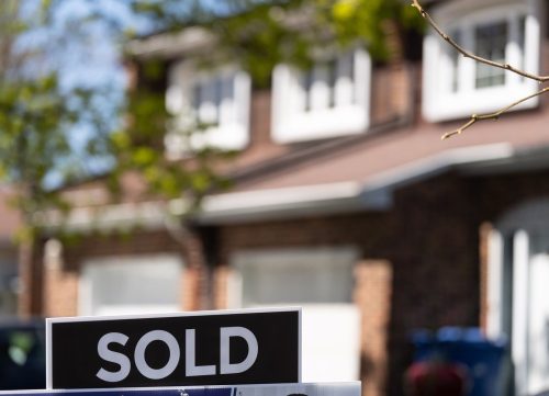 July home sales down 5.3% from last year, but market becoming more balanced: CREA