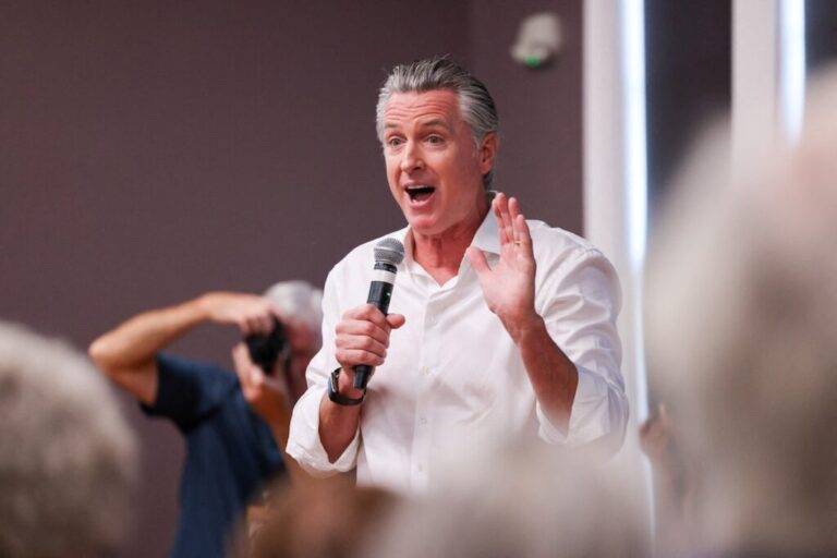 Newsom Signs Laws Letting California Community Colleges Add Up To 12 Bachelor’s Degrees