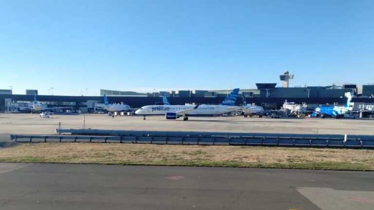 JetBlue Mosaic Changes for 2027: BlueFirst Upgrades & New Perks