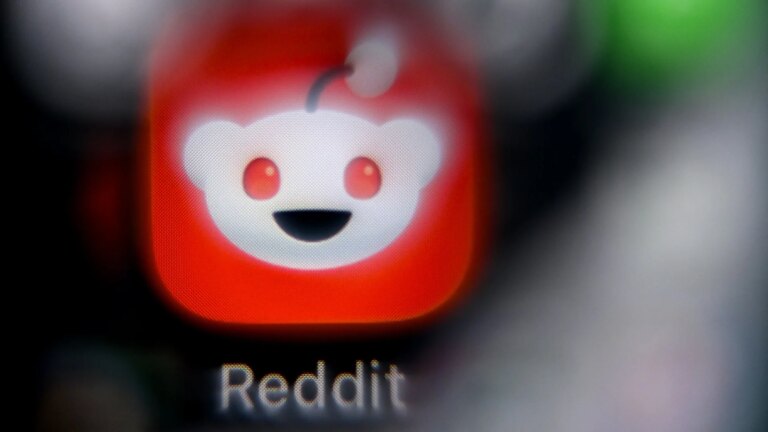 Reddit Is About to Make Its Website Worse to Protect It From AI